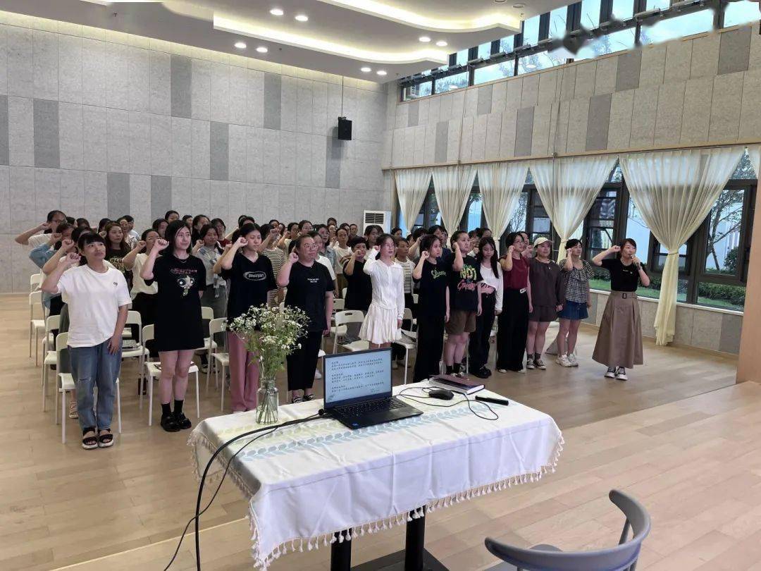 幼兒園師德承諾書_師德師德承諾書幼兒園_師德承諾書幼兒園簡短
