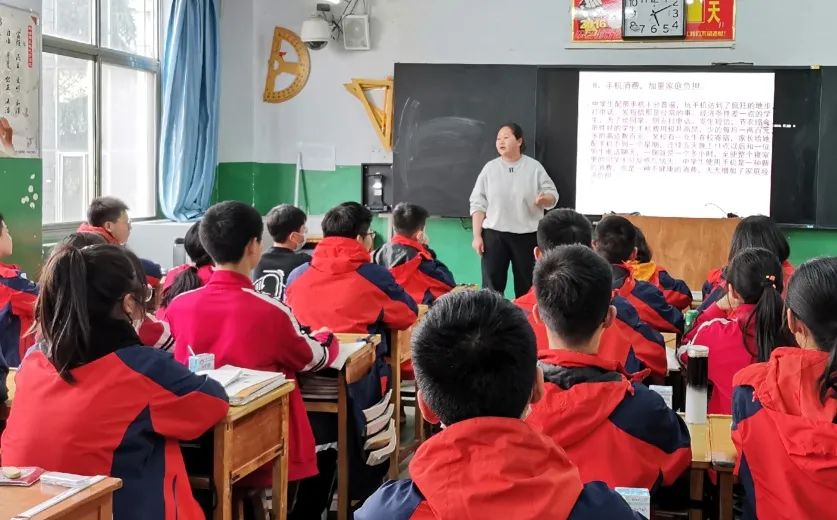 帶手機(jī)入校承諾書_手機(jī)帶入校園承諾書_不帶手機(jī)進(jìn)校園的承諾書