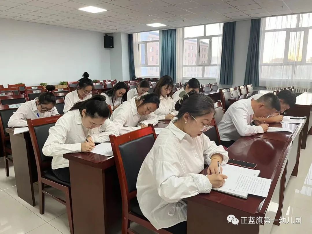 幼兒園保教主任師德師風承諾書_幼兒園保教主任師德承諾書_教師師德保證書