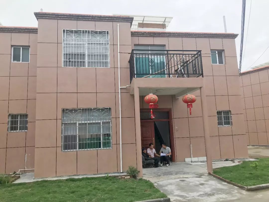 貧困戶申請書簡短_關于貧困戶的申請書_貧困戶申請書怎么寫
